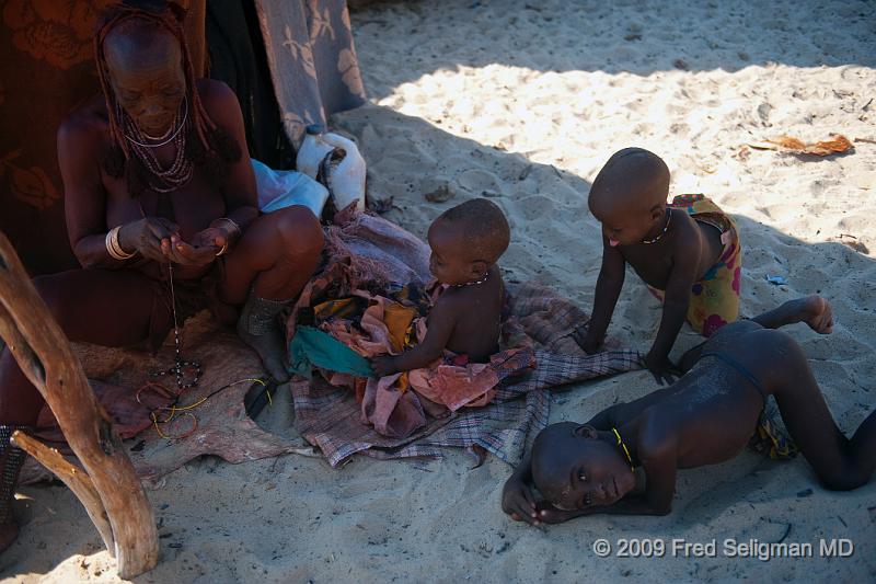 20090604_145224 D3 X1.jpg - Himba Village on Skeleton Coast (See additional photos in Himba section)